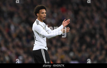 Leroy sane (Germania). GES/ Fussball/ Freundschaftsspiel: Inghilterra - Germania, 10.11.2017 Calcio: Partita amichevole: Inghilterra vs Germania, Londra, 10 novembre 2017 |utilizzo in tutto il mondo Foto Stock