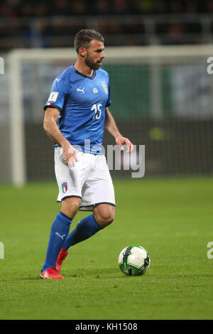 Milano, Italia. 13 novembre 2017. Milano, Italia - 13 novembre: Barzagli durante la partita di qualificazione ai Mondiali di calcio 2018 Italia contro Svezia allo Stadio Meazza il 13 novembre 2017 a Milano. Crediti: marco iacobucci/Alamy Live News Foto Stock