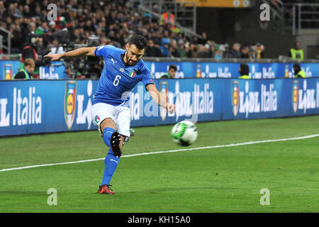 Antonio Candreva (Italia) durante la Coppa del Mondo FIFA qualificazioni Russia 2018 partita di calcio tra Italia e Svezia a Stadio Giuseppe Meazza il 13 novembre 2017 a Milano, Italia. Credito: FABIO PETROSINO/Alamy Live News Foto Stock