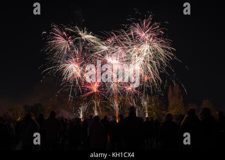 Fuochi d'artificio, Milton Keynes, Regno Unito Foto Stock