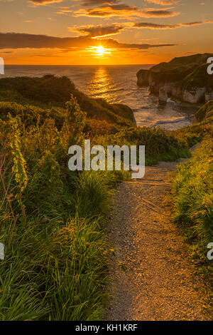 Flamborough Head Beach a sunrise Foto Stock