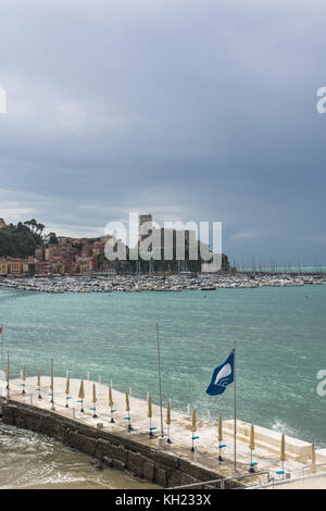 Vista del Golfo dei poeti da Lerici, Liguria, Italia Foto Stock