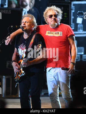 Pompano Beach FL, Stati Uniti. 12th novembre 2017. Il Circolo si esibisce al Pompano Beach Amphitheater il 12 novembre 2017 a Pompano Beach, Florida. Credito: Mpi04/Media Punch/Alamy Live News Foto Stock