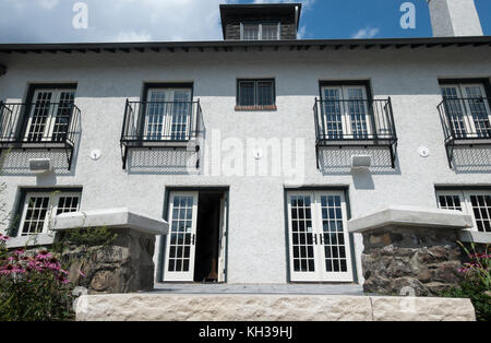 Il recentemente rinnovato e restaurato storico edificio principale dell'ex Guild Inn, ora un matrimonio, sale per riunioni e banchetti complesso in Toronto Ontario Canada Foto Stock