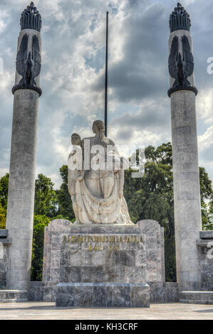 Statua a niños héroes, sei messicano militare di adolescenti cadetti. Questi cadetti morti per difendere il Messico a Città del Messico il Castello di Chapultepec dall'invadere Foto Stock