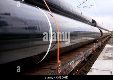 Nuovo piplines gas trasportato a destinazione per eugal Foto Stock