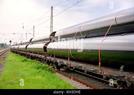 Nuovo piplines gas trasportato a destinazione per eugal Foto Stock