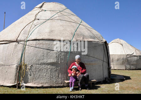 Kirghizistan,song kul lago,yurt Foto Stock