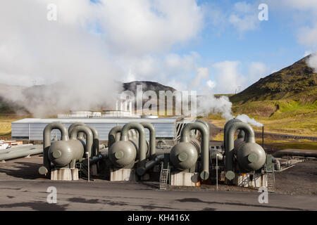 Il Hellisheidi impianto di energia geotermica in Islanda. La Centrale geotermica elettrica fornisce elettricità alla città di Reykjavik. Foto Stock