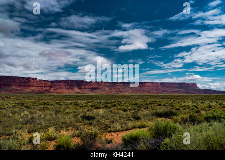 Vista verso la scogliera vermillion Arizona USA Foto Stock