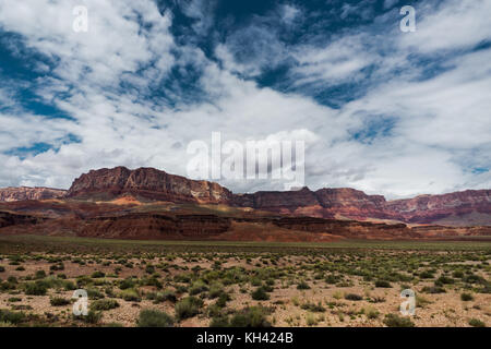 Vista verso la scogliera vermillion Arizona USA Foto Stock