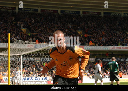 Il calciatore Kenny MILLER Wolverhampton Wanderers v Sheffield Regno 08 Maggio 2005 Foto Stock