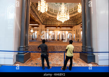 Sultan Qaboos grande moschea in Muscat Oman Foto Stock