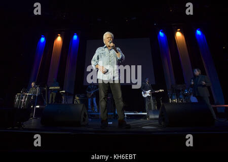 Il Legends Live Tour inizia al SSE Hydro al SEC di Glasgow, composto da Hot Chocolate, The Osmonds, David Essex e Suzi quattro. Con: Jay Osmond, Merrill Osmond, Jimmy Osmond, The Osmonds dove: Glasgow, Scozia, Regno Unito quando: 13 ottobre 2017 Credit: Peter Kaminski/WENN.com Foto Stock