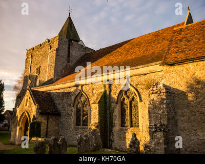 La chiesa di San Nicola, Leeds village, kent, Regno Unito Foto Stock