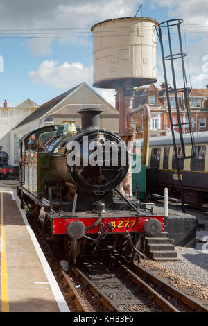 PAIGNTON DEVON/UK - Luglio 28 : 4277 BR locomotiva a vapore GWR Classe 4200 2-8-0T SERBATOIO MOTORE a Paignton Devon sulla luglio 28, 2012 Foto Stock