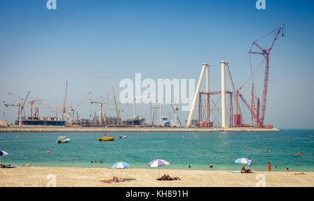 Dubai, UAE, Ottobre 6, 2015: inizio fasi della costruzione di dubai ruota panoramica Ferris, ain dubai, impostata in modo da essere il più grande del mondo Foto Stock