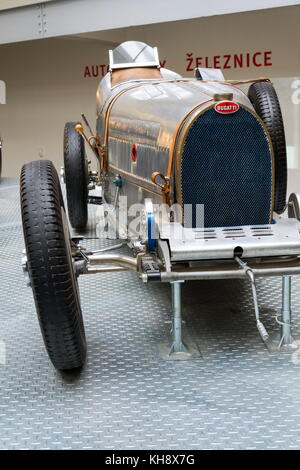 Praga, Repubblica Ceca - 10 novembre: Bugatti 51 premier racing car dal 1931 sorge nel museo tecnico nazionale il 10 novembre 2017 a Praga, Foto Stock