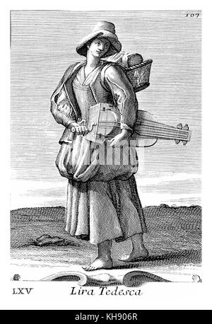Donna che gioca una ghironda - corde dello strumento musicale che produce il suono mediante una ruota lo sfregamento contro le stringhe. Illustrazione da Filippo Bonanni 'Gabinetto Armonico" pubblicato nel 1723, l'Illustrazione 65. Incisione di Arnold van Westerhout. Didascalia Lira legge tedesca. Foto Stock