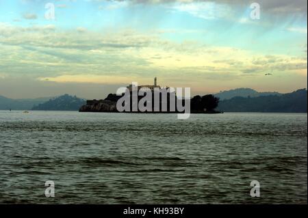 La mattina presto oltre Alcatraz, San Francisco Stati Uniti d'America Foto Stock