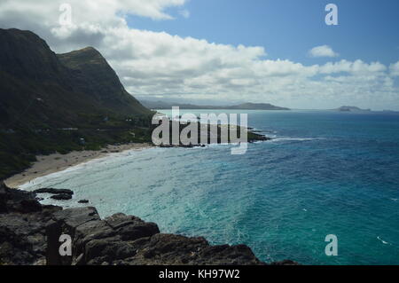 Vista panoramica delle belle scogliere. Oahu, Hawaii, USA, EEUU. Foto Stock