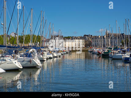 Le Port de Plaisance - il porto turistico e porto di Vannes Morbihan Bretagna Francia Foto Stock