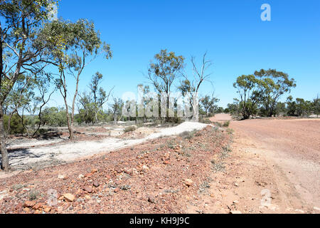 Mullock cumuli nell'Opale a Lightning Ridge, New South Wales, NSW, Australia Foto Stock