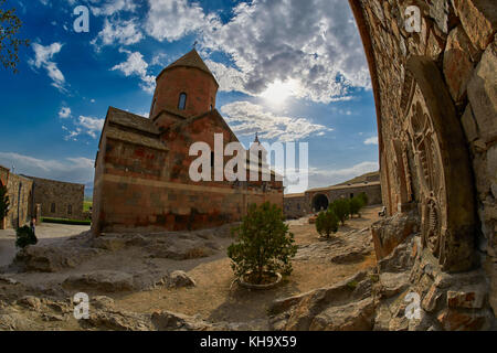 Famoso Khor Virap monastero in Armenia-turchia confine vicino monte Ararat Foto Stock