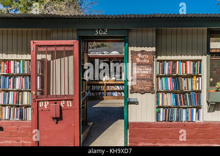 La più grande nel mondo outdoor bookstore, Bart di libri in Ojai, California. Foto Stock