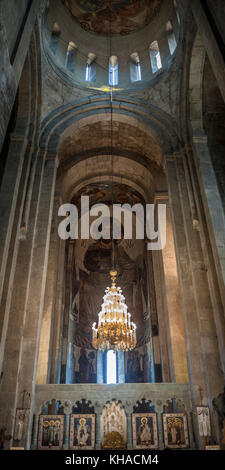 La Georgia, la prima capitale di mtskheta. la cattedrale Cattedrale patriarcale di tutta la Georgia svetitskhoveli, la decorazione di interni. Foto Stock