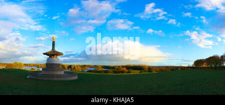 Pagoda della Pace nel Parco Willen, Milton Keynes, Buckinghamshire, Inghilterra Foto Stock