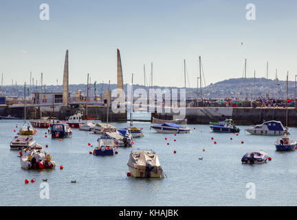 TORQUAY, DEVON/UK - 28 Luglio : Harbour Bridge in Torquay Devon sulla luglio 28, 2012. Persone non identificate Foto Stock