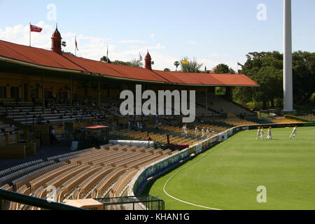 L'Adelaide Oval nel 2005 (pre-revamping) Foto Stock