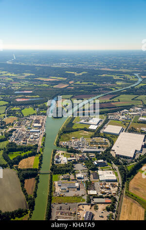 Nodo del canale Midland, chiusa al canale Dortmund-EMS, incrocio canale, sul triangolo umido Ibbenbueren, Nord Reno-Westfalia, Germania Europa, Foto Stock