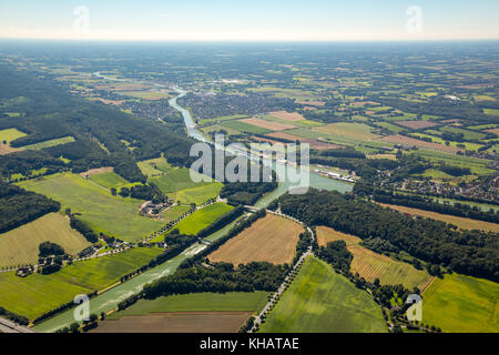 Nodo del canale Midland, chiusa al canale Dortmund-EMS, incrocio canale, sul triangolo umido Ibbenbueren, Nord Reno-Westfalia, Germania Europa, Foto Stock