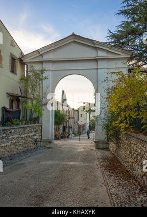 L'Abbazia di Farfa, famoso monastero cattolico benedettino nella provincia di Rieti, Italia centrale Foto Stock