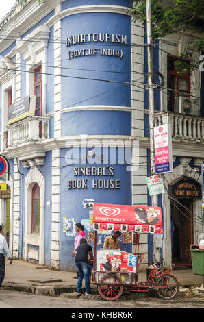 Scena di strada in Panaji city centre, Goa, India Foto Stock