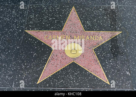 HOLLYWOOD, CA - DICEMBRE 06: Carmen Miranda stella sulla Hollywood Walk of Fame a Hollywood, California il 6 dicembre 2016. Foto Stock