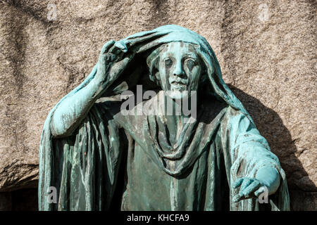 Rabboni-Ffoulke Memorial, grave marcatore di Charles Matthews Ffoulke al Rock Creek Cemetery, artista Gutzon Borglum, Washington, Stati Uniti d'America. Foto Stock