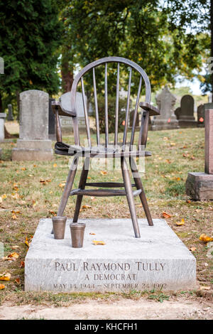 Marcatore di grave di Paul Raymond Tully, democrat stratega politico, direttore delle operazioni di politica per il comitato nazionale Democratic, Rock Creek Foto Stock