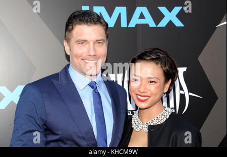 UNIVERSAL CITY, CA - AGOSTO 28: Anson Mount partecipa alla prima mondiale di 'Inumani' a Universal CityWalk il 28 agosto 2017 a Universal City, California persone: Anson Mount Transmission Ref: MNC76 Foto Stock