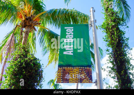 Art Basel 2017 segno su Lincoln Road Mall, South Beach di Miami, Stati Uniti d'America. Foto Stock