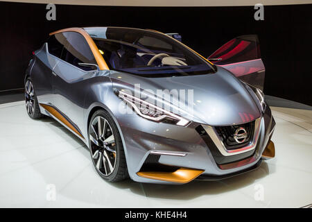 BRUXELLES - 12 GENNAIO 2016: Concept car Nissan Sway presentata al Salone dell'automobile di Bruxelles. Foto Stock