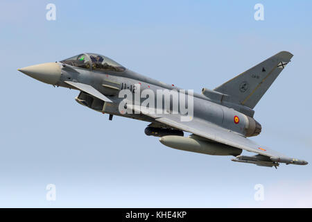 FLORENNES, Belgio - giu 15, 2017: spagnola Air Force Eurofighter Typhoon jet da combattimento aereo in volo. Foto Stock