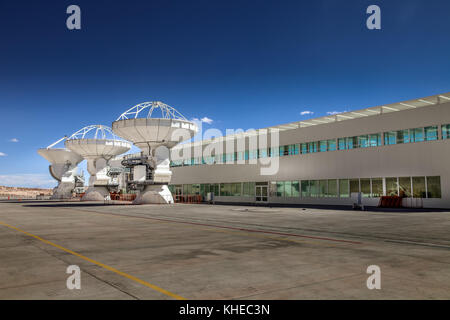 Il più grande di tutto il mondo telescope array è in Cile. Foto Stock