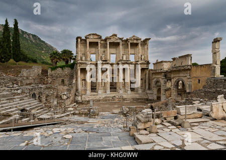 Libreria romana di Celso nelle rovine di Efeso in Turchia. Foto Stock