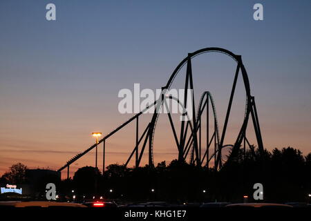 Leviathan roller coaster in sunset in Canada's Wonderland Foto Stock