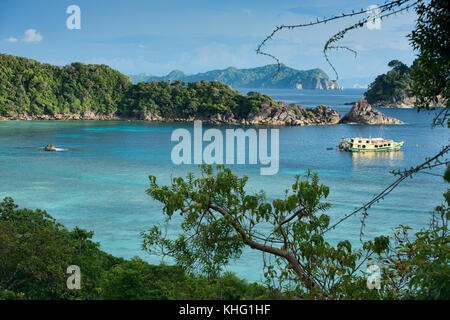 Mv zingari del mare, una indesiderata birmano, crociera nell'arcipelago Mergui, myanmar Foto Stock