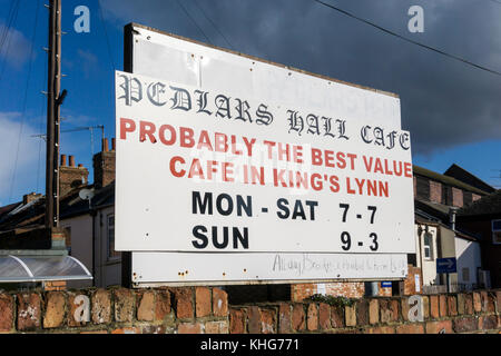 Segno per probabilmente il caffè migliore di valore in King's Lynn Foto Stock
