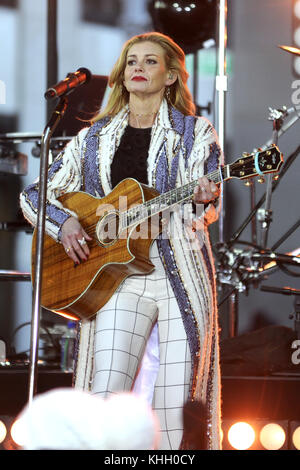 Faith Hill si esibisce il 17 novembre 2017 al Rockefeller Plaza, in occasione del "Today" Show della NBC. | Verwendung weltweit Foto Stock